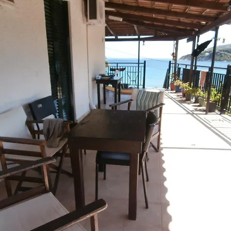 Apartment Pansion Limni