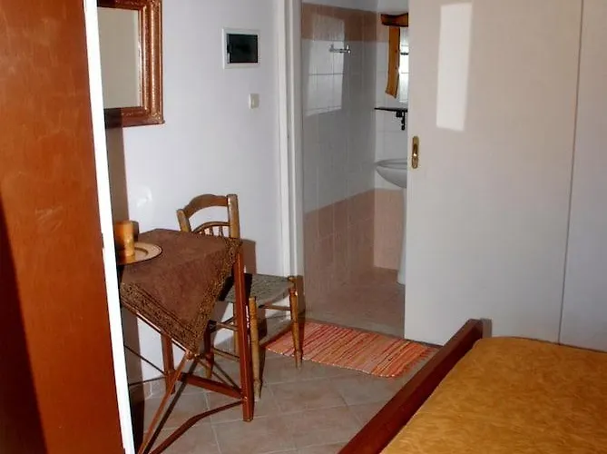 Apartament Pansion Limni *