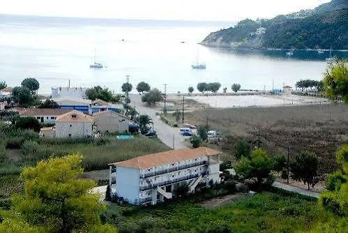 Pansion Limni * Kerí